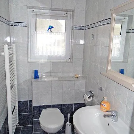 Ferienhaus Use 2761